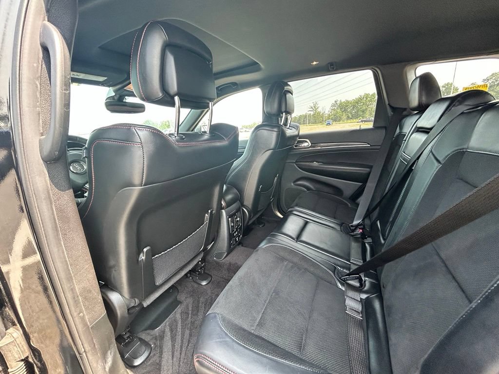 Used 2017 Jeep Grand Cherokee Trailhawk AWD/4WD image 18