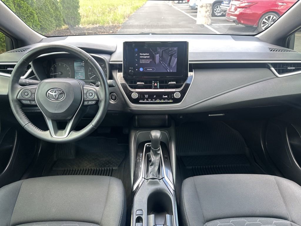 Certified 2025 Toyota Corolla SE FWD image 25