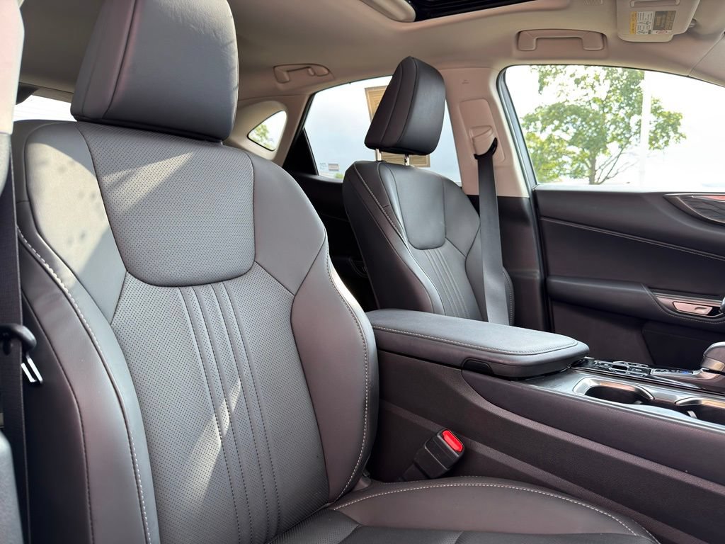 Used 2025 Lexus NX 350h AWD w/ Accessory Package (2T) image 34