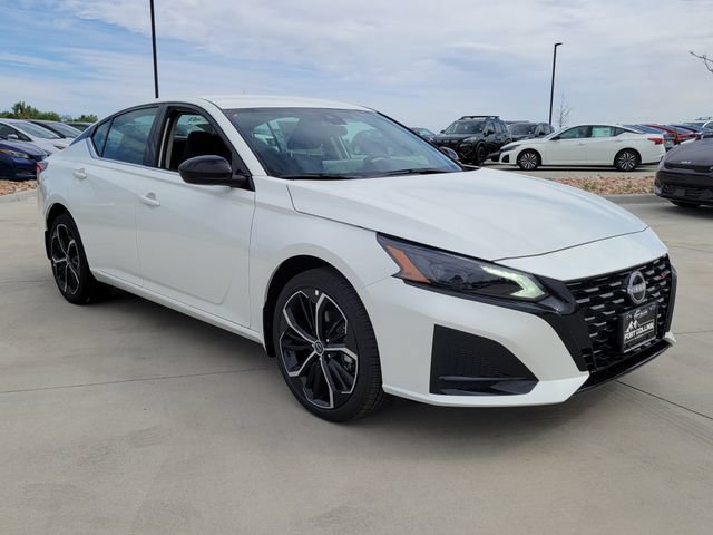 New 2026 Nissan Altima 2.5 SR AWD/4WD image 7