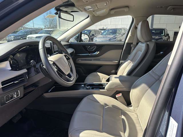 Used 2022 Lincoln Corsair AWD w/ Equipment Group 101A image 13