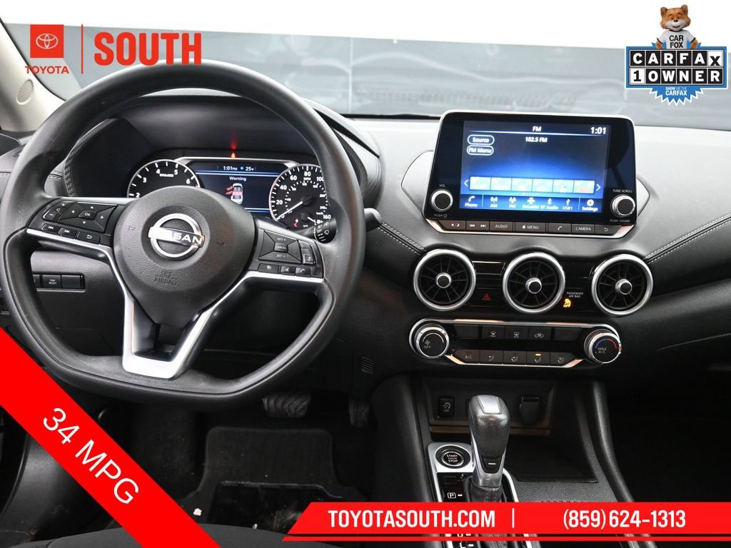 Used 2025 Nissan Sentra SV image 11