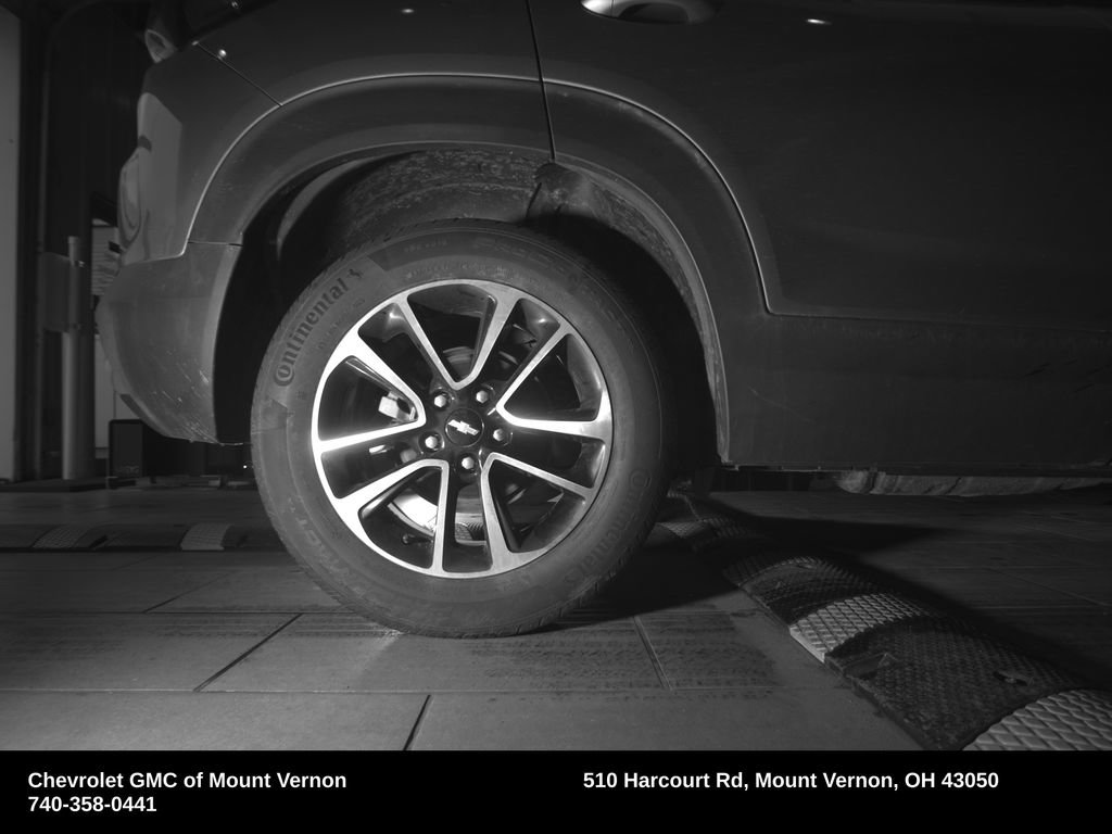 Used 2025 Chevrolet TrailBlazer LT AWD/4WD image 38