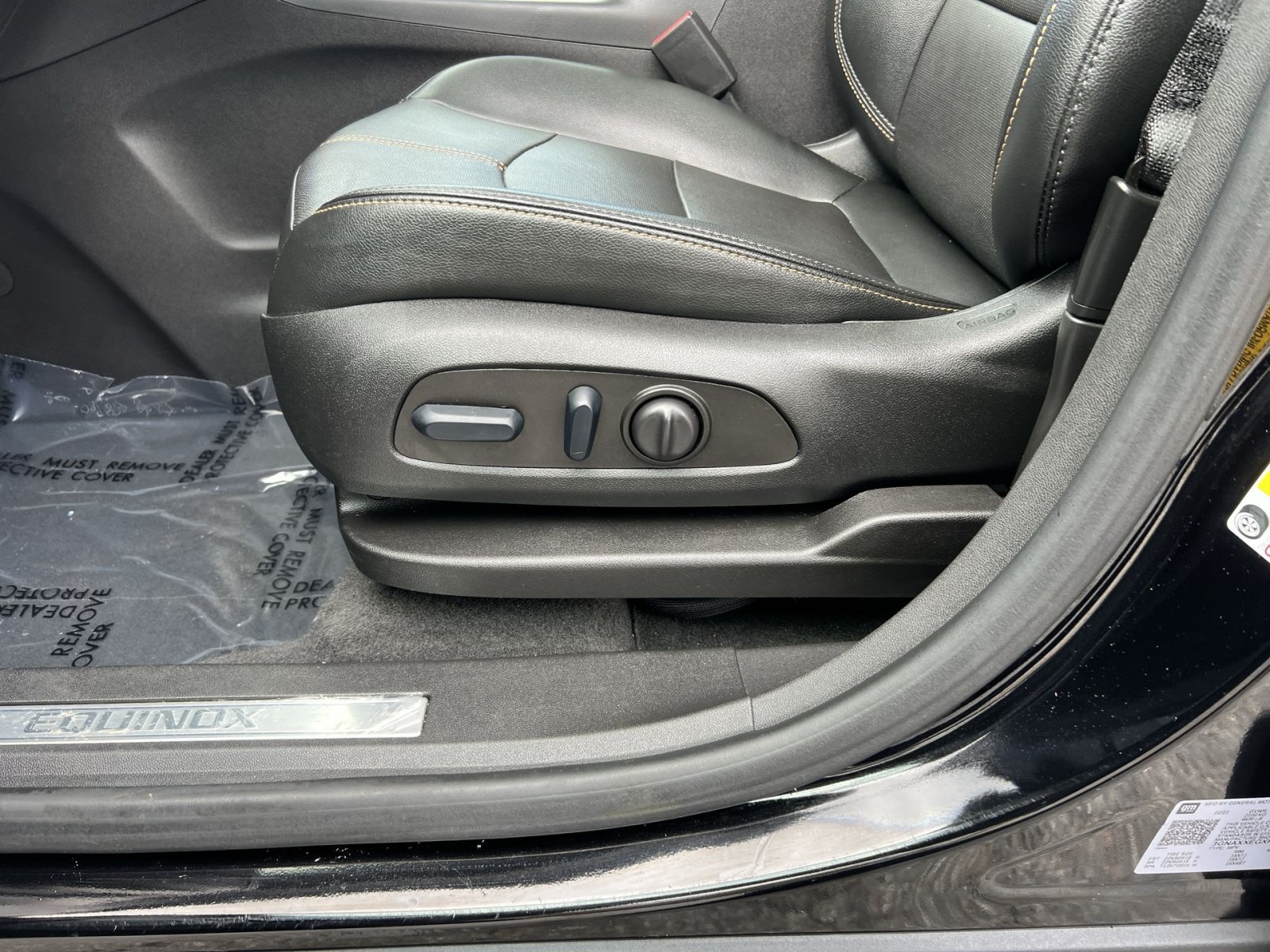 Used 2023 Chevrolet Equinox Premier AWD/4WD image 14