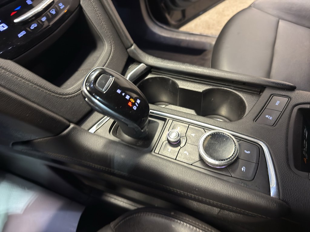 Used 2021 Cadillac XT6 Premium Luxury image 19