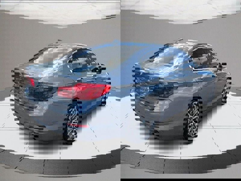 Used 2019 BMW 530i xDrive w/ Convenience Package image 3