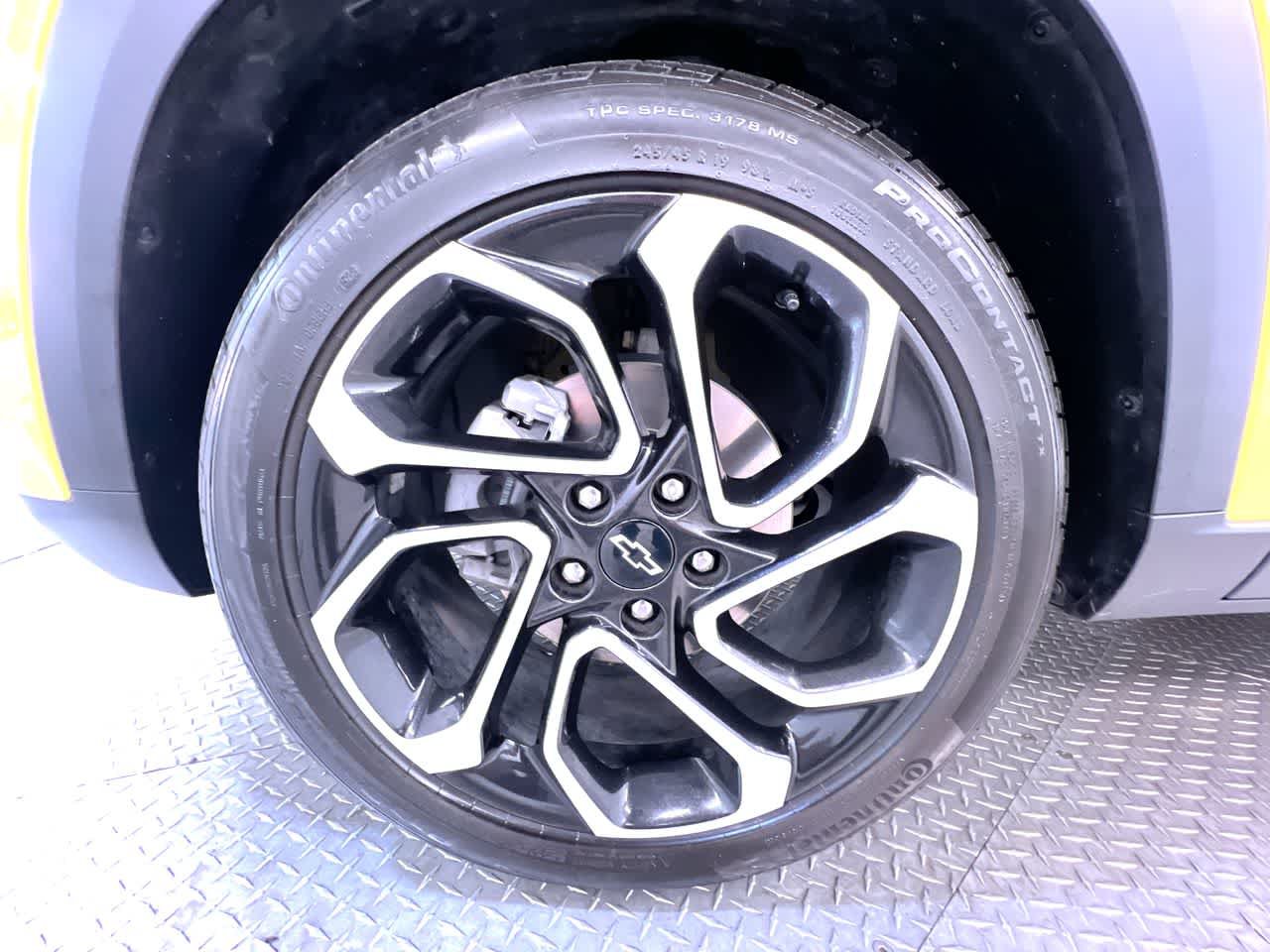 Used 2024 Chevrolet Trax RS w/ Sunroof Package FWD image 10