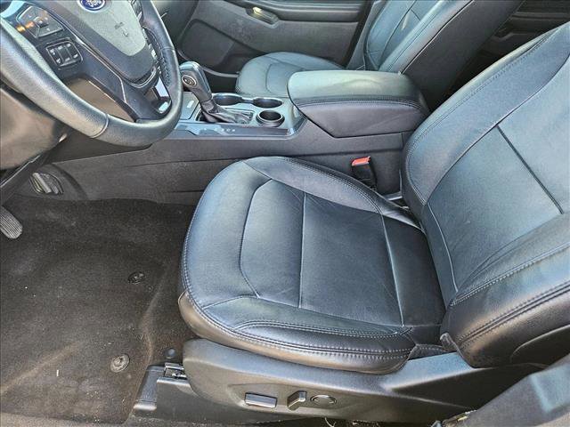 Used 2018 Ford Explorer XLT w/ Equipment Group 202A image 17