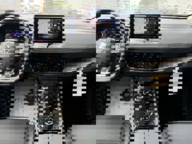 New 2026 Nissan Rogue Platinum w/ Platinum Premium Package image 26