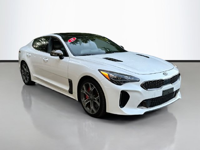 Used 2018 Kia Stinger GT2 AWD/4WD image 2