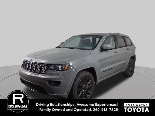 Used 2021 Jeep Grand Cherokee Laredo X AWD/4WD image 1