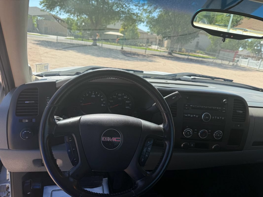 Used 2011 GMC Sierra 1500 W/T AWD/4WD image 10