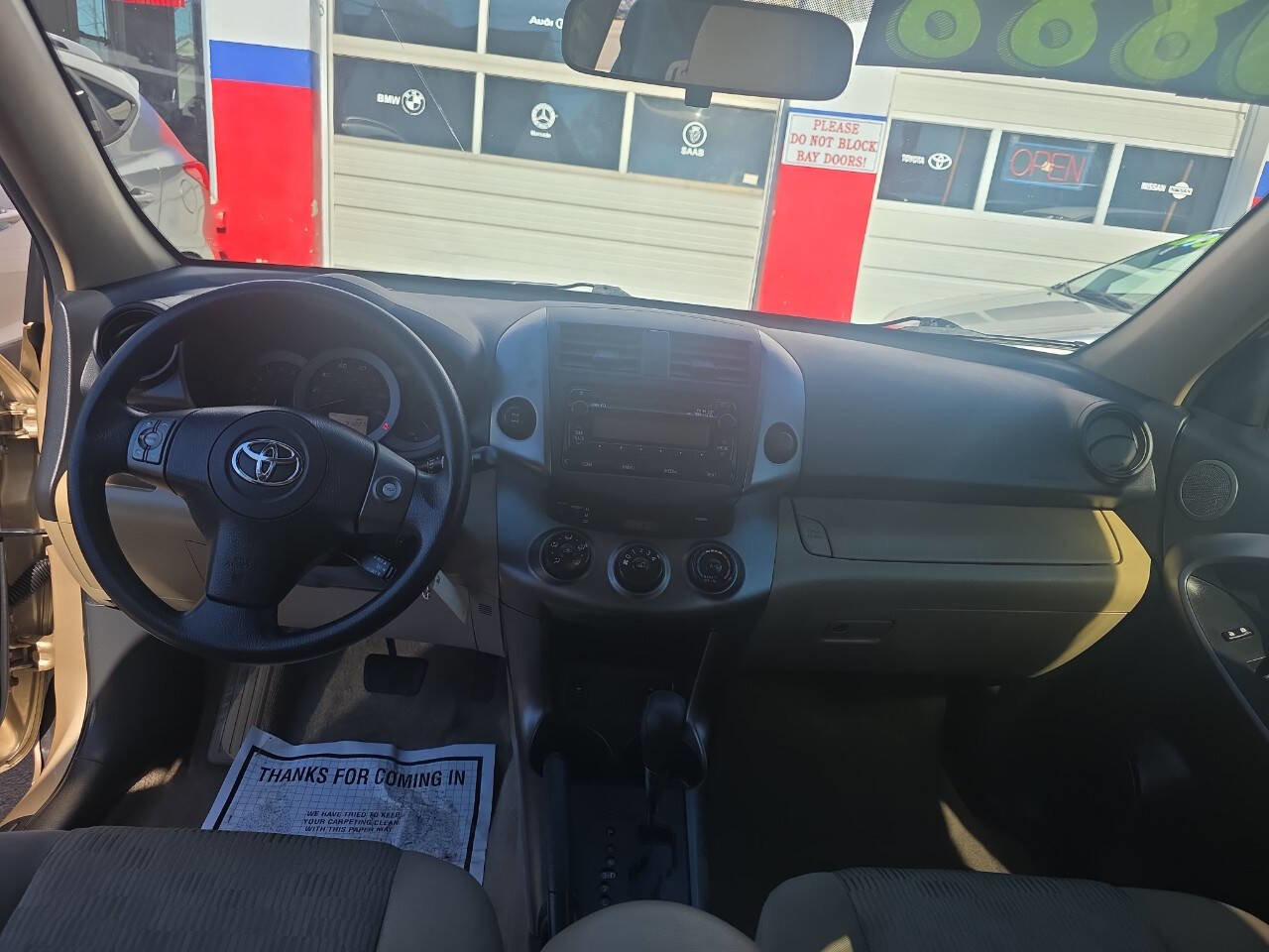 Used 2012 Toyota RAV4 Base 4x4 4dr SUV w/ Value Pkg image 11