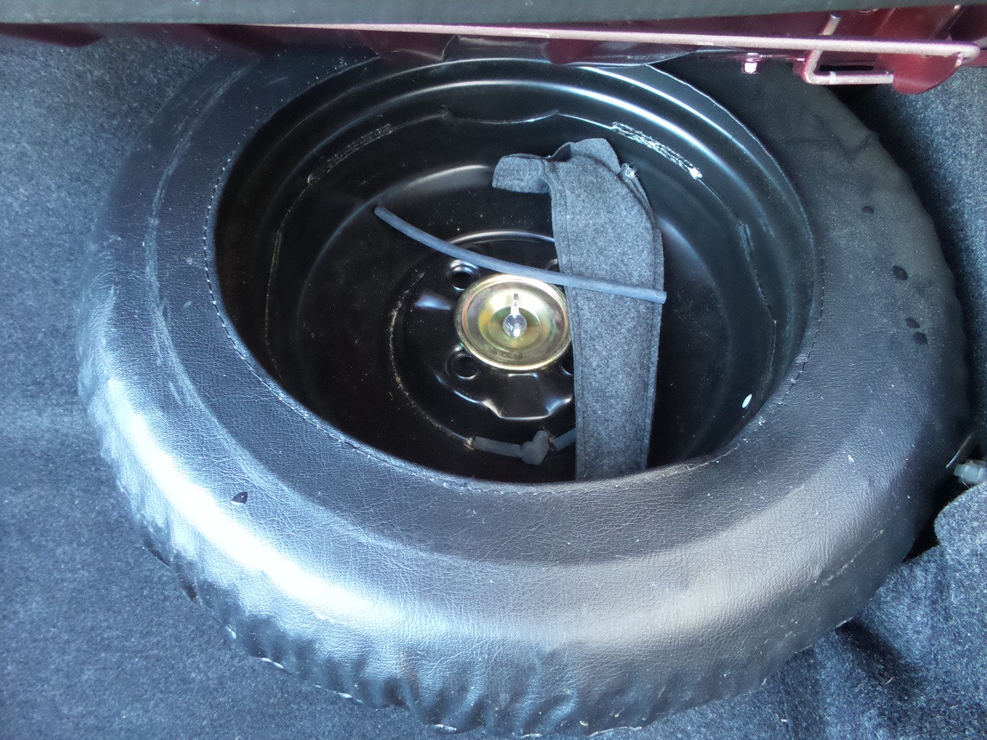Used 1995 MAZDA MX-5 Miata RWD image 43