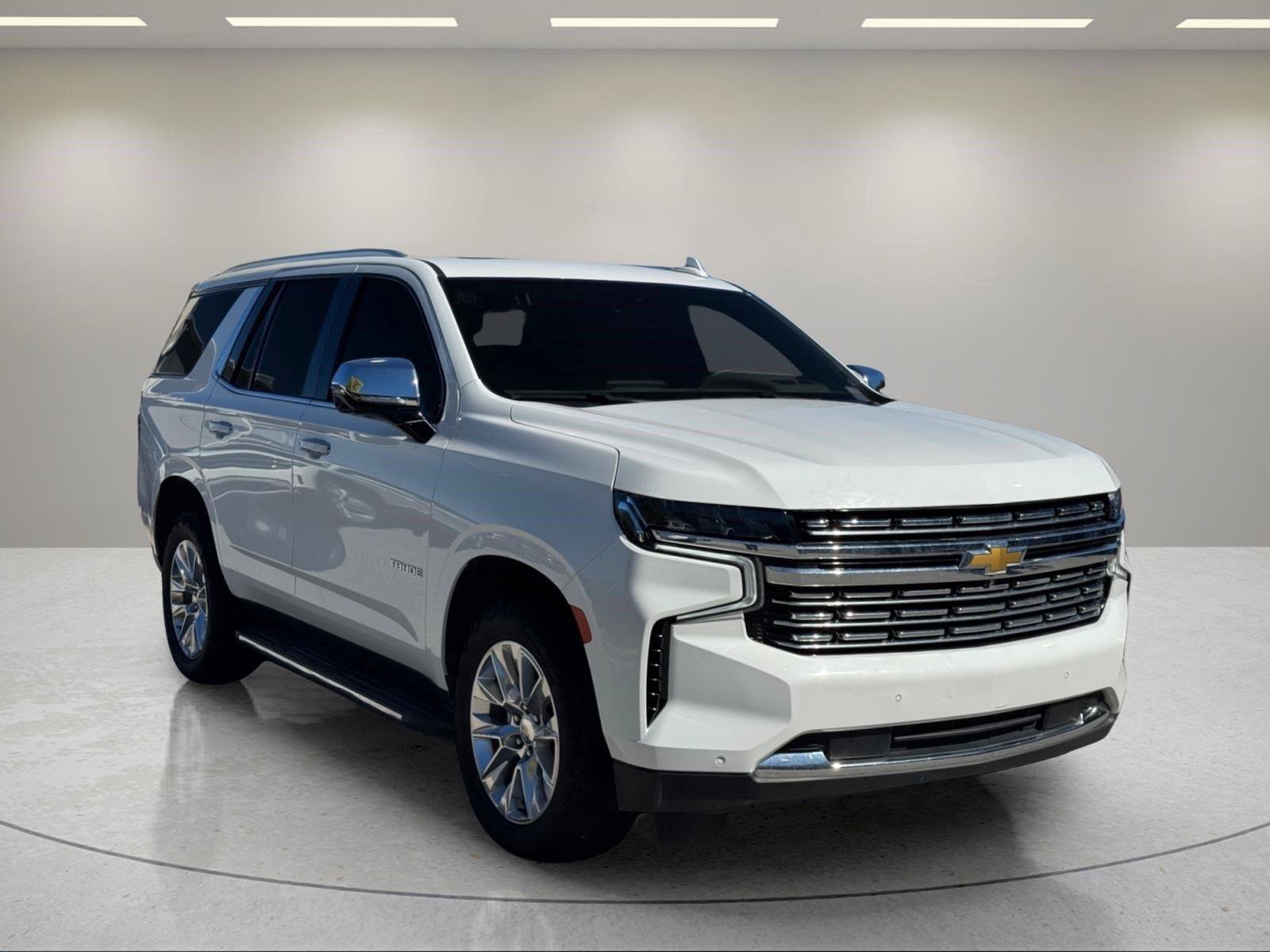Used 2023 Chevrolet Tahoe Premier AWD/4WD image 7