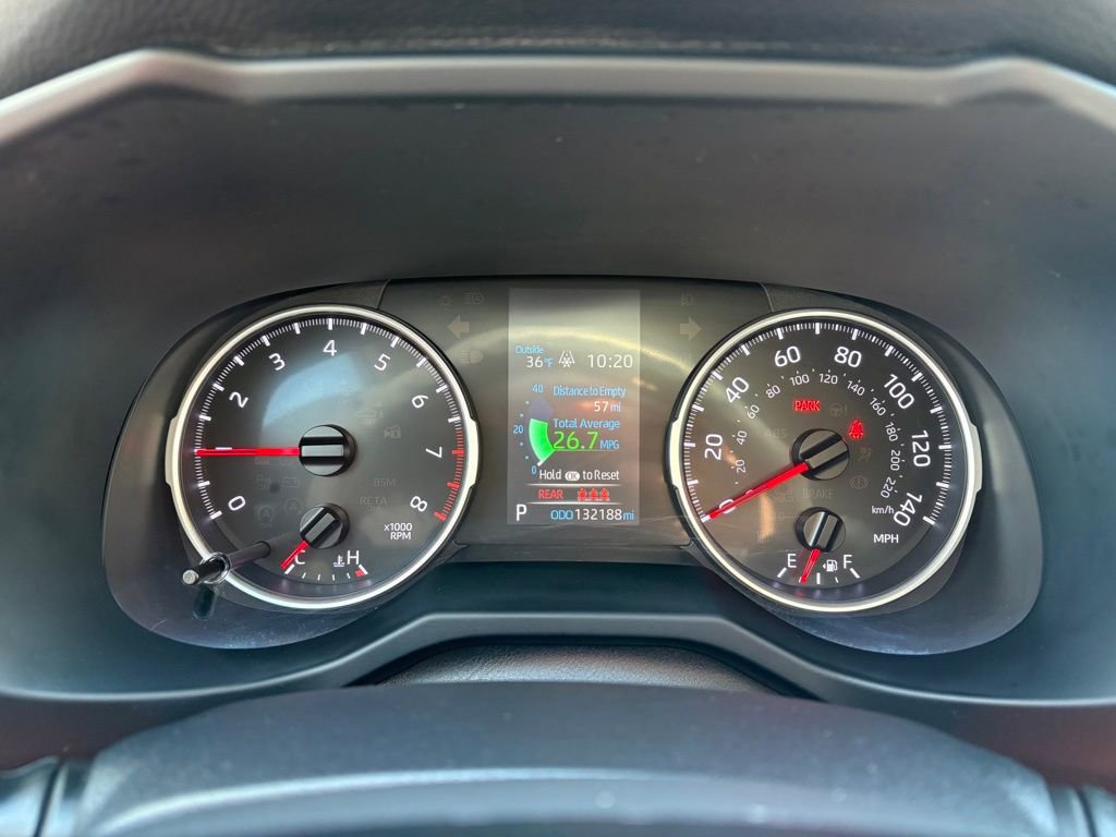 Used 2019 Toyota RAV4 LE w/ Carpet Mat Package image 21