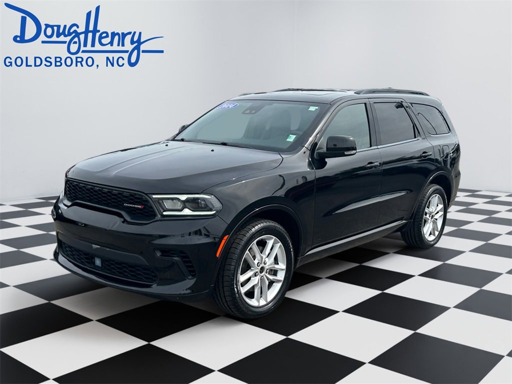 Used 2024 Dodge Durango GT image 1