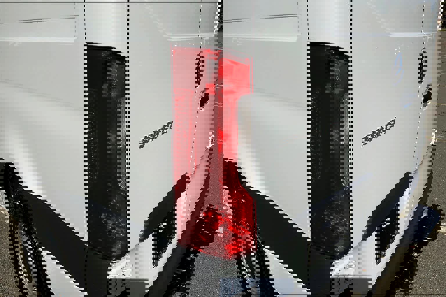 Used 2025 Mercedes-Benz Sprinter 2500 image 19