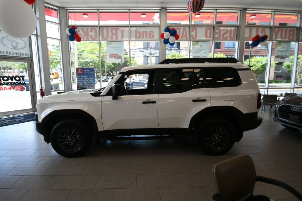 Used 2026 Toyota Land Cruiser 1958 AWD/4WD image 4