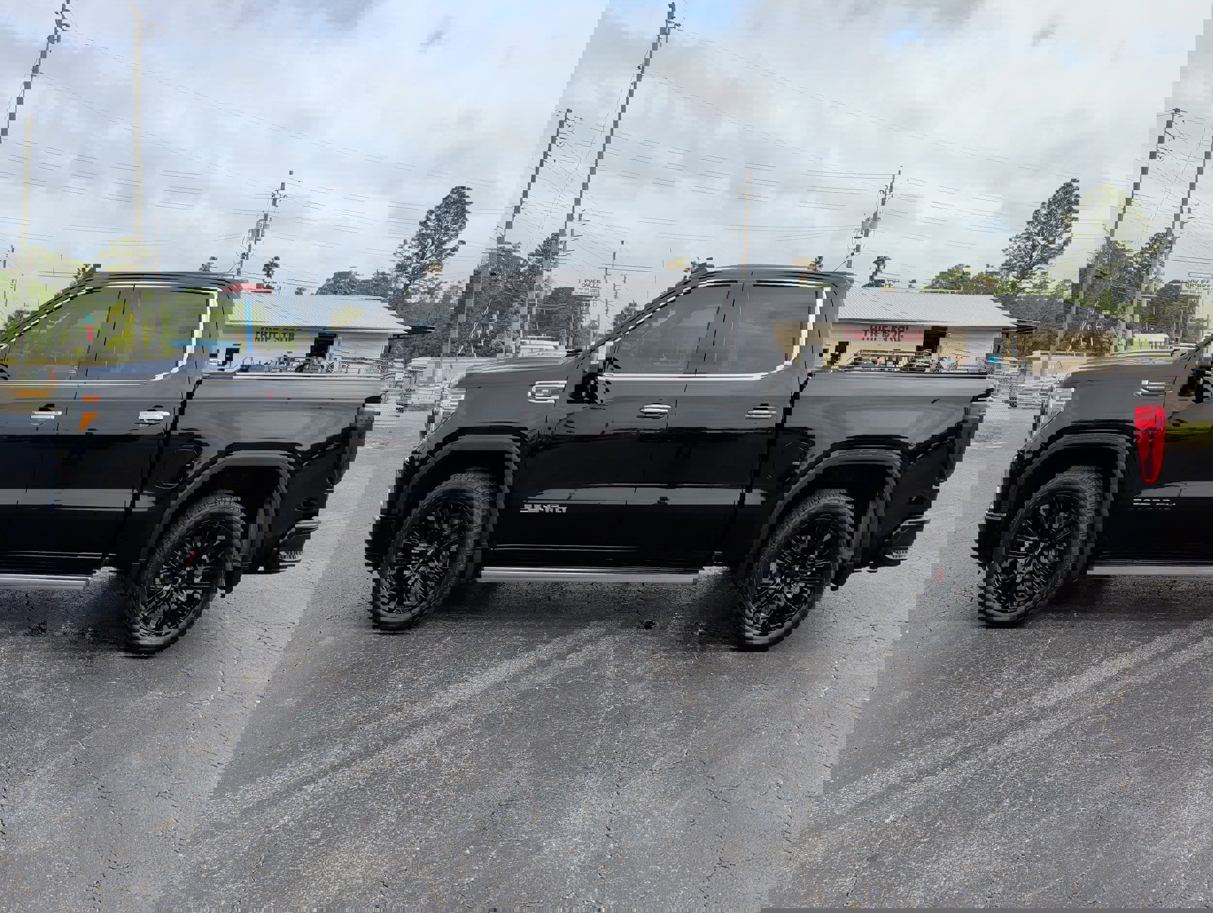 Used 2021 GMC Sierra 1500 Denali w/ Denali Ultimate Package image 7