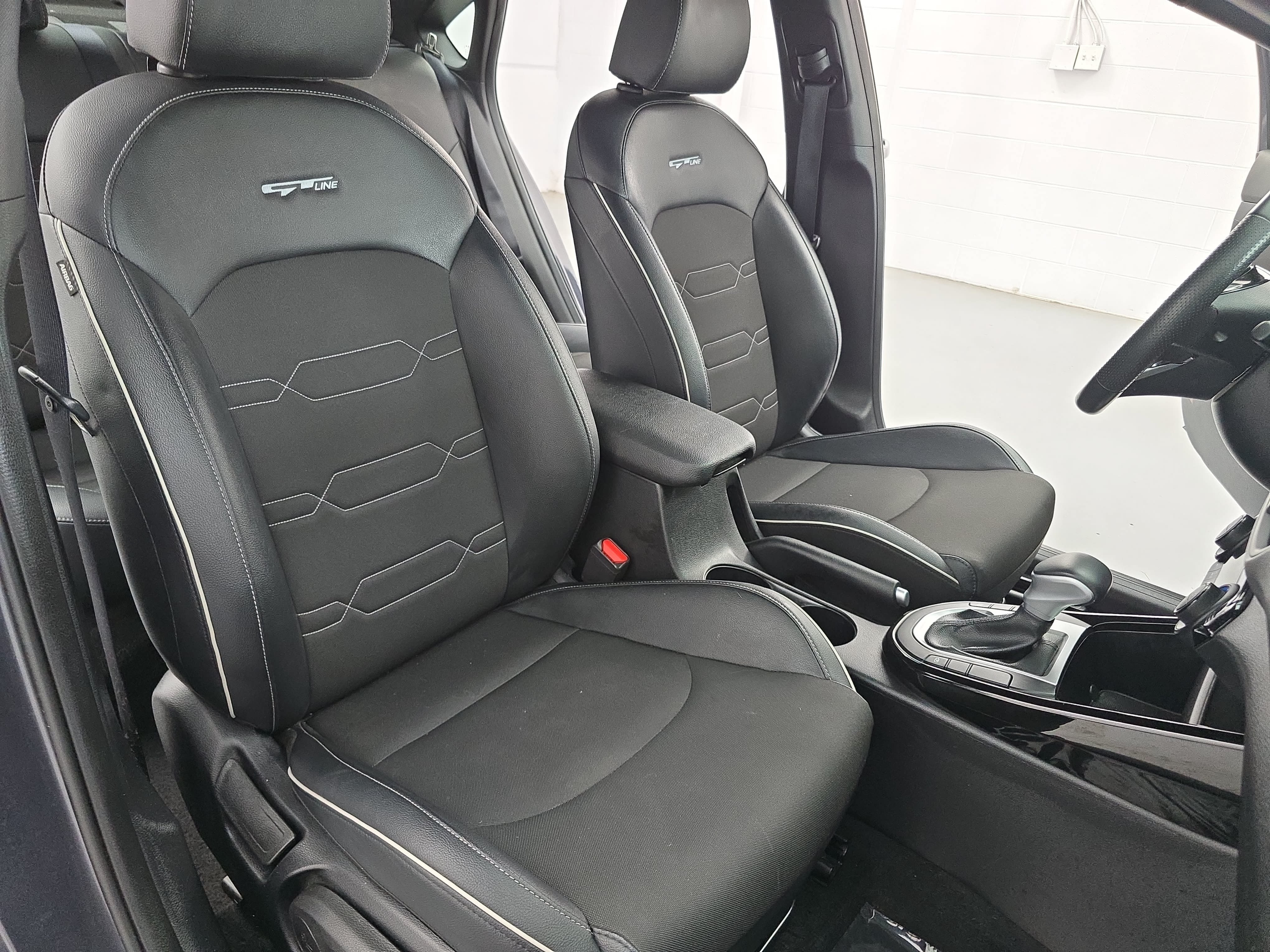 Used 2023 Kia Forte GT-Line FWD image 10