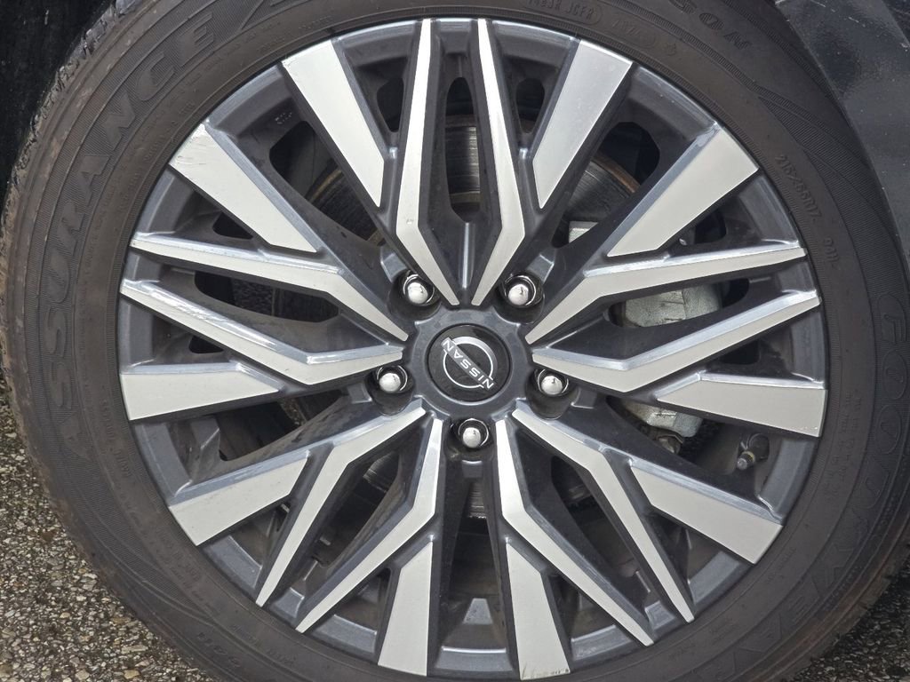 Used 2024 Nissan Altima 2.5 SV image 6