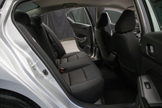 Used 2024 Nissan Altima 2.5 SV image 18