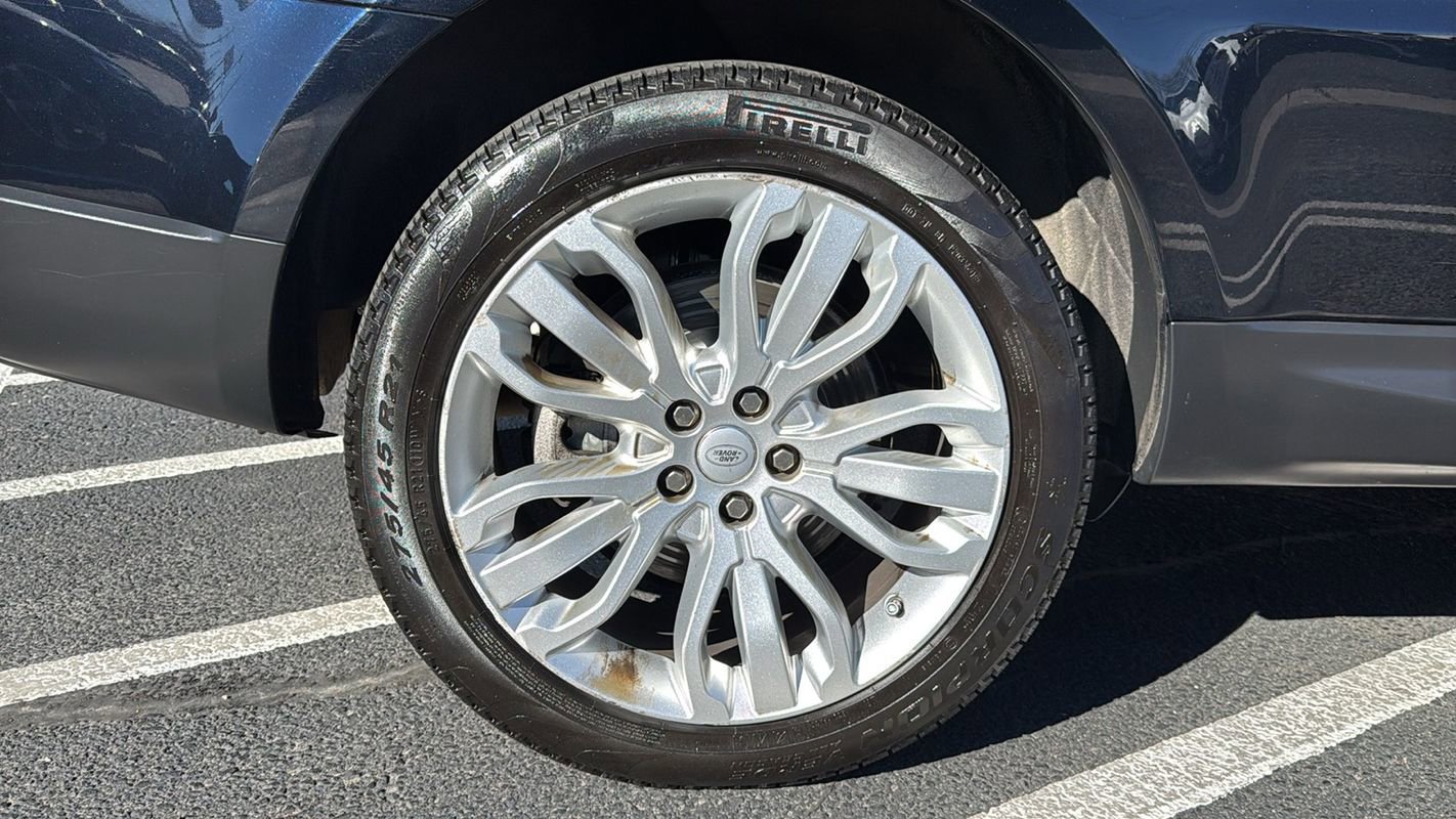 Used 2016 Land Rover Range Rover Sport HSE image 14