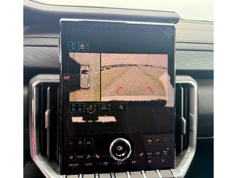 New 2025 GMC Acadia Elevation image 21