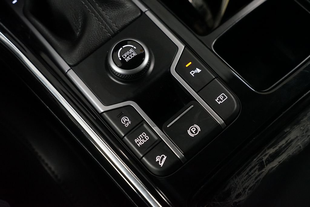 Used 2025 Kia Sorento SX image 24