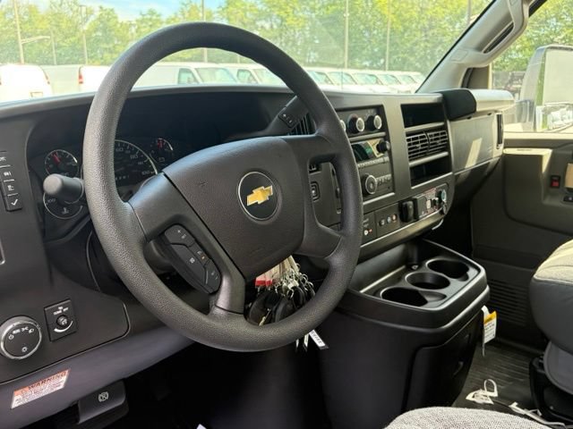 New 2026 Chevrolet Express 3500 w/ Power Convenience Package RWD image 27
