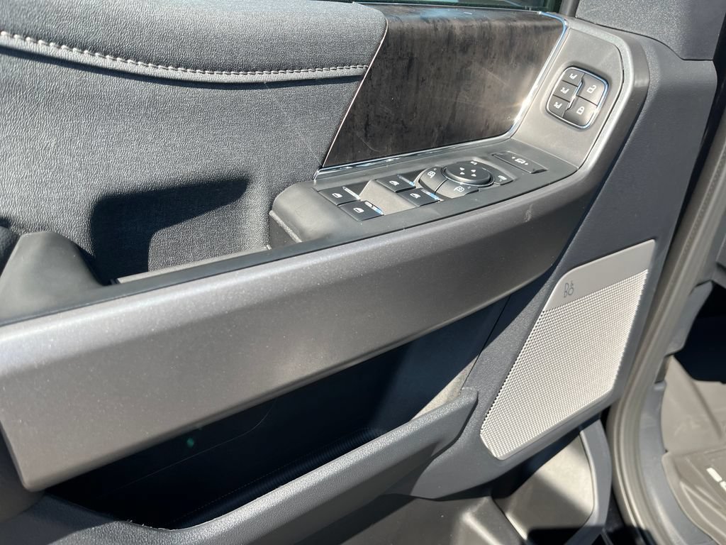 New 2026 Ford F550 4x4 Crew Cab image 11