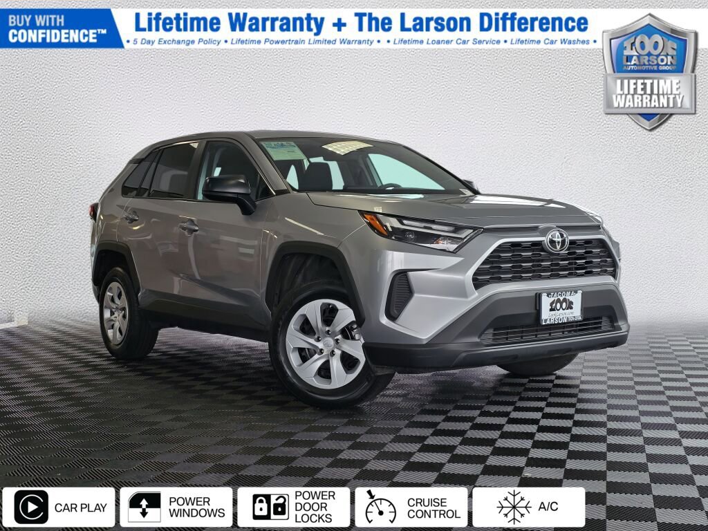 Used 2025 Toyota RAV4 LE image 1