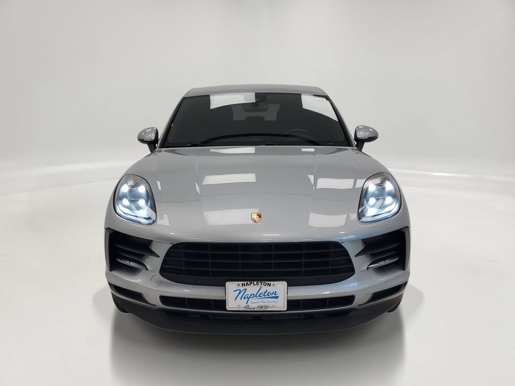 Used 2020 Porsche Macan AWD/4WD image 2