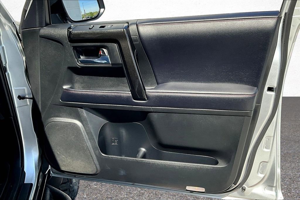 Certified 2019 Toyota 4Runner TRD Off-Road Premium image 27