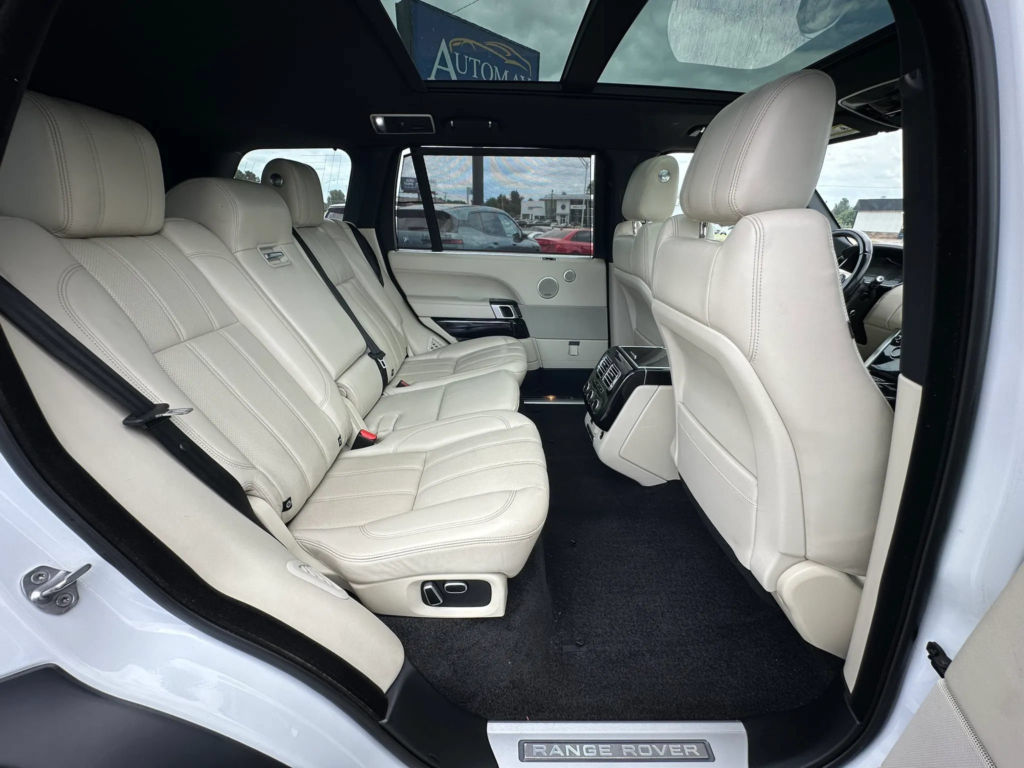 Used 2015 Land Rover Range Rover Long Wheelbase Supercharged AWD/4WD image 14