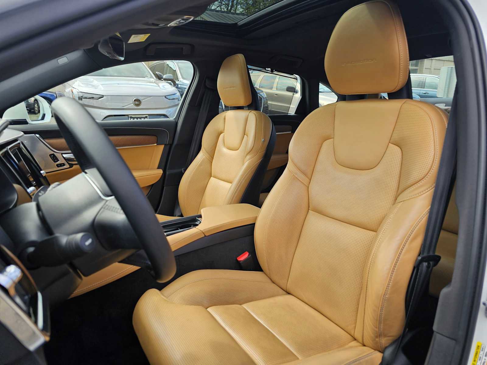 Used 2017 Volvo S90 T6 Inscription w/ Vision Package image 20