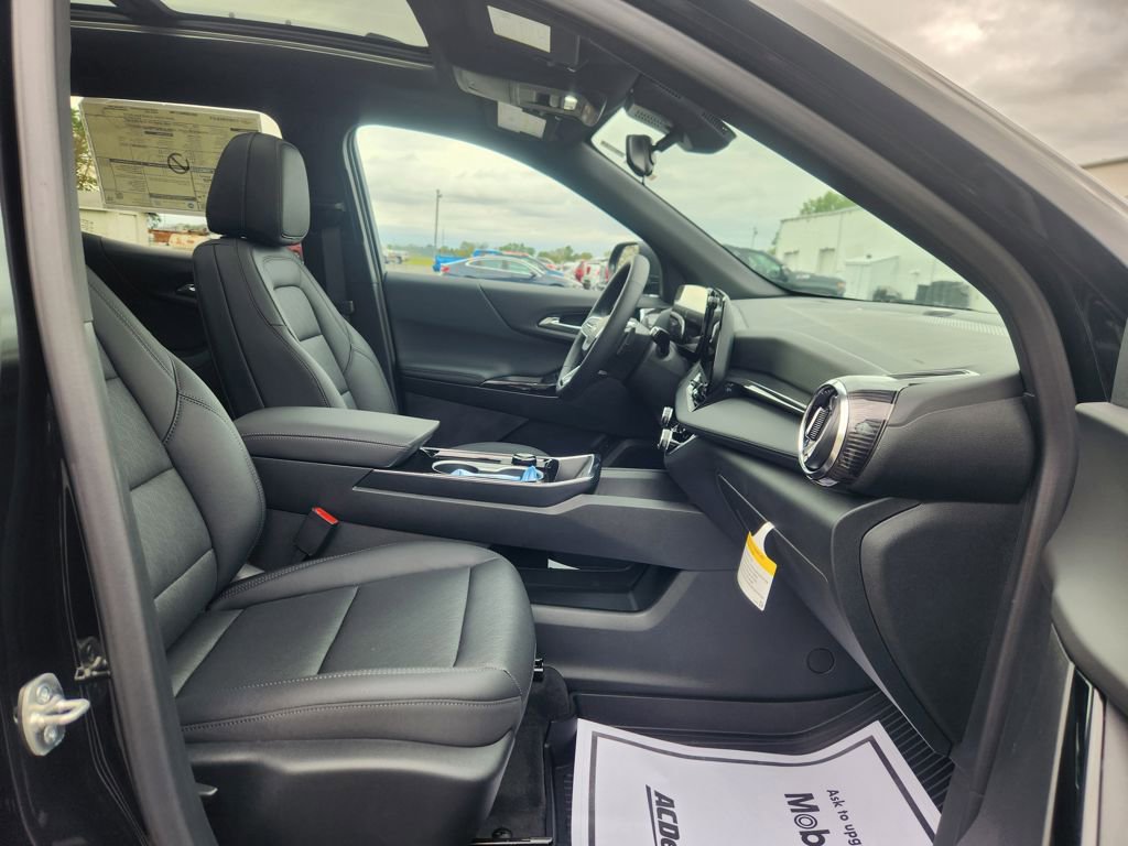 New 2026 Chevrolet Equinox LT w/ Convenience Package II FWD image 29
