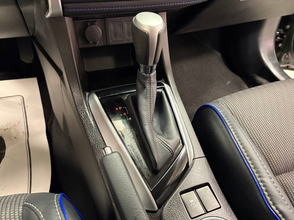 Used 2017 Toyota Corolla SE FWD image 17