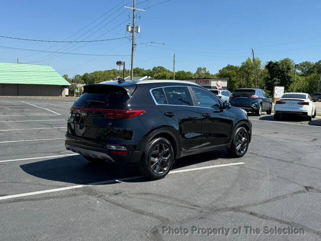 Used 2020 Kia Sportage S image 16