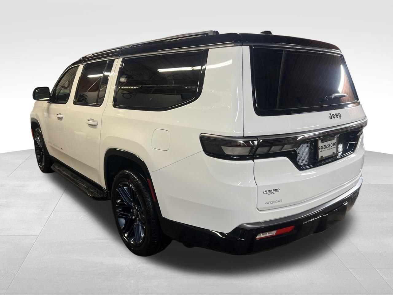 New 2026 Jeep Grand Wagoneer L 4WD image 2