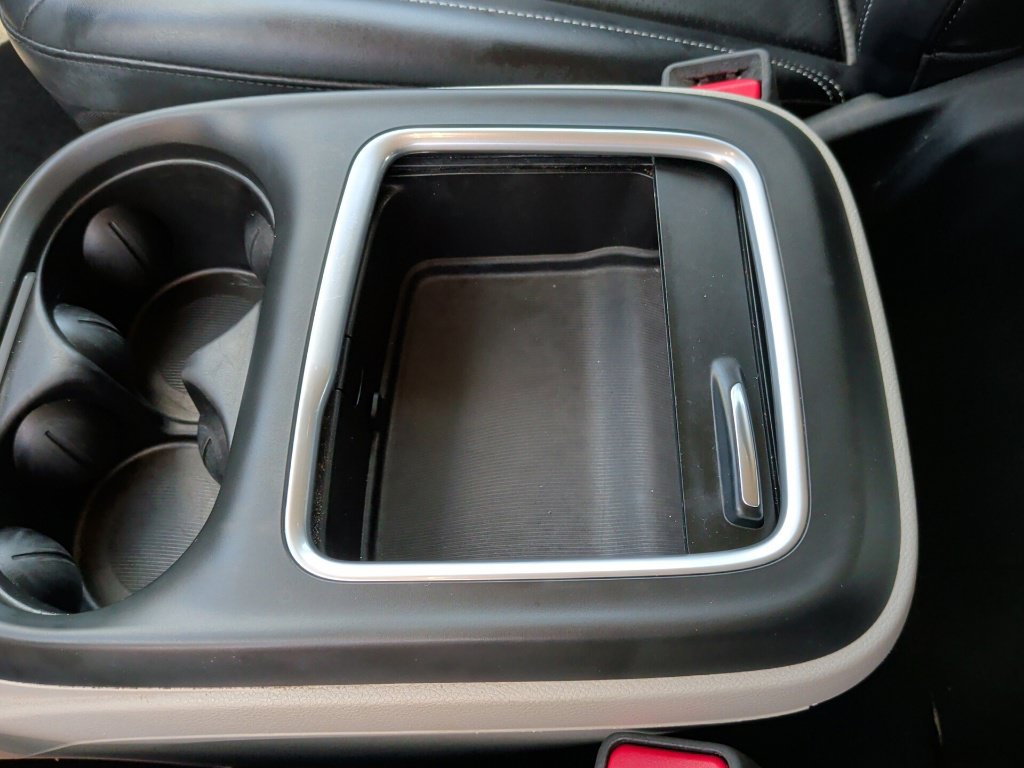 Used 2023 Chrysler Pacifica Touring-L FWD image 31
