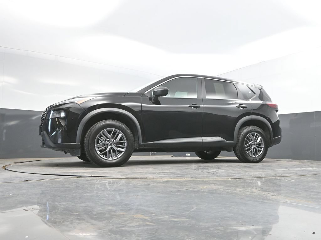 Used 2024 Nissan Rogue S AWD/4WD image 33