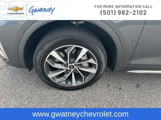 Used 2022 Audi Q5 2.0T Premium w/ Convenience Package image 9