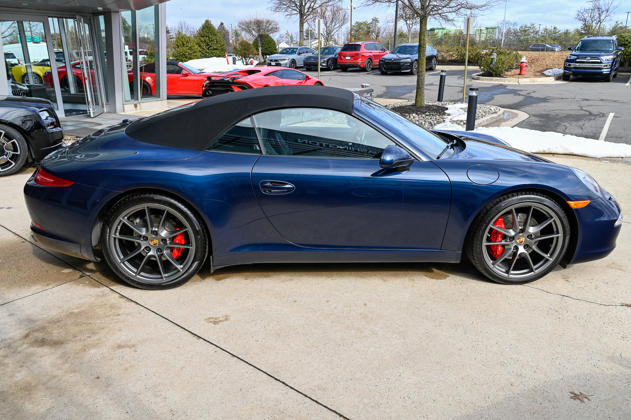 Used 2016 Porsche 911 Carrera S image 4