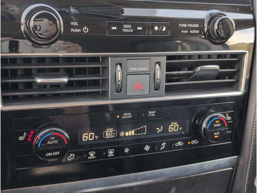 Used 2024 INFINITI QX80 Luxe image 17