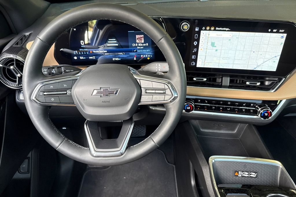 Used 2026 Chevrolet Equinox ACTIV w/ Convenience Package III AWD/4WD image 14