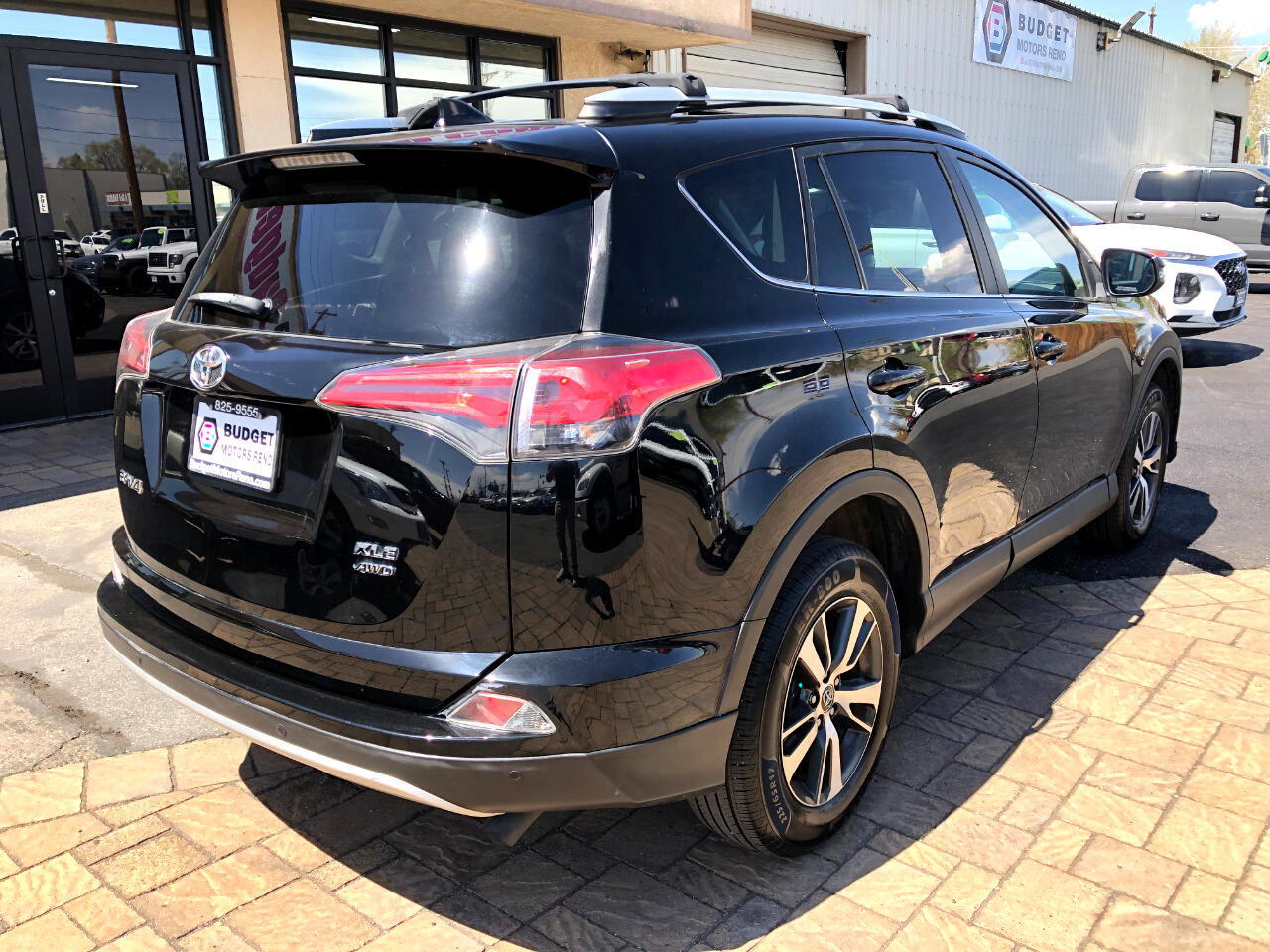 Used 2016 Toyota RAV4 XLE image 2
