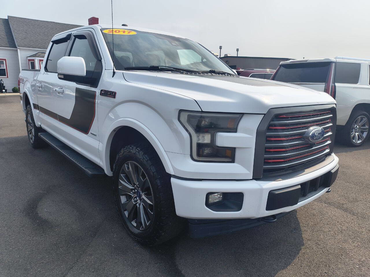 Used 2017 Ford F150 Lariat w/ Equipment Group 502A Luxury image 2