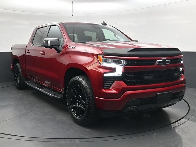 Used 2025 Chevrolet Silverado 1500 RST AWD/4WD image 2